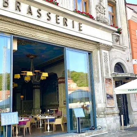 10 Council Square Apartment Brasov