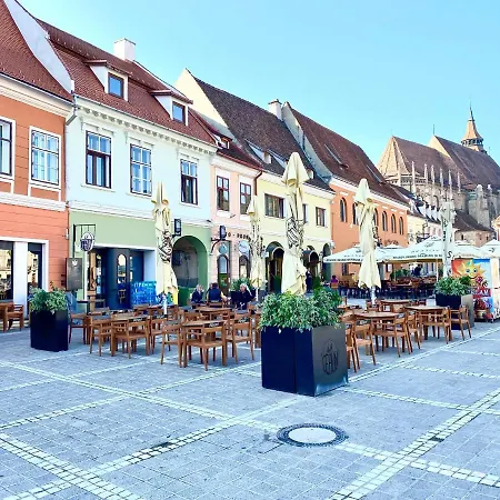 10 Council Square Apartment Brasov