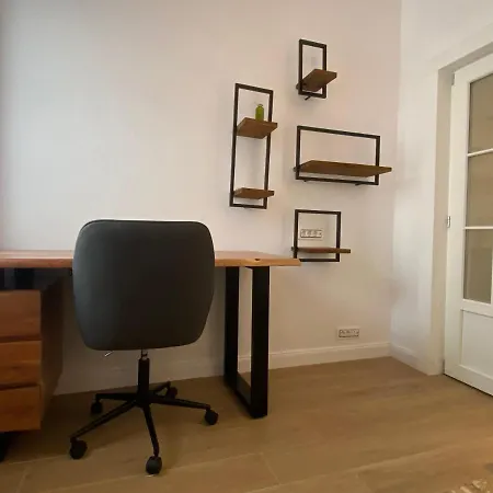 10 Council Square Apartment