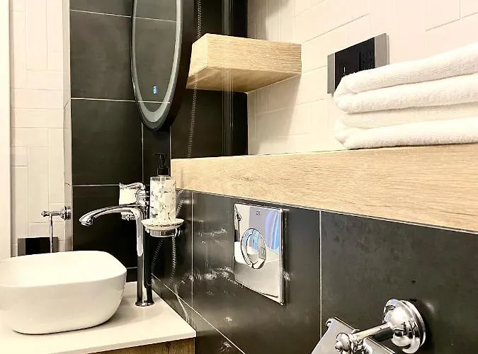 Apartment 10 Council Square Brasov