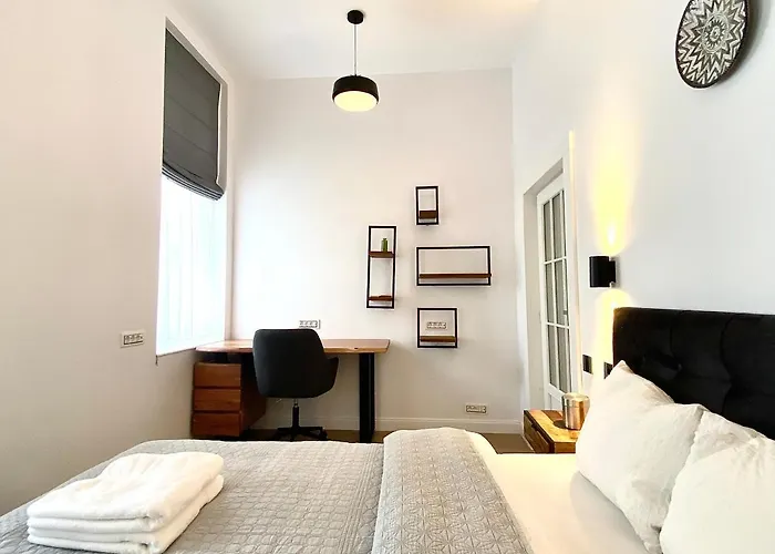 Apartment 10 Council Square Brasov